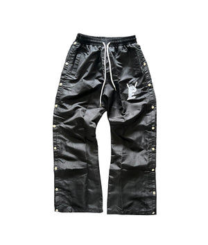 E THROWAWAY TRACK PANTS